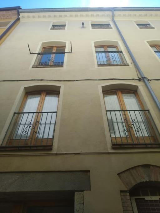 Apartament Can Mingu Besalú Exterior foto
